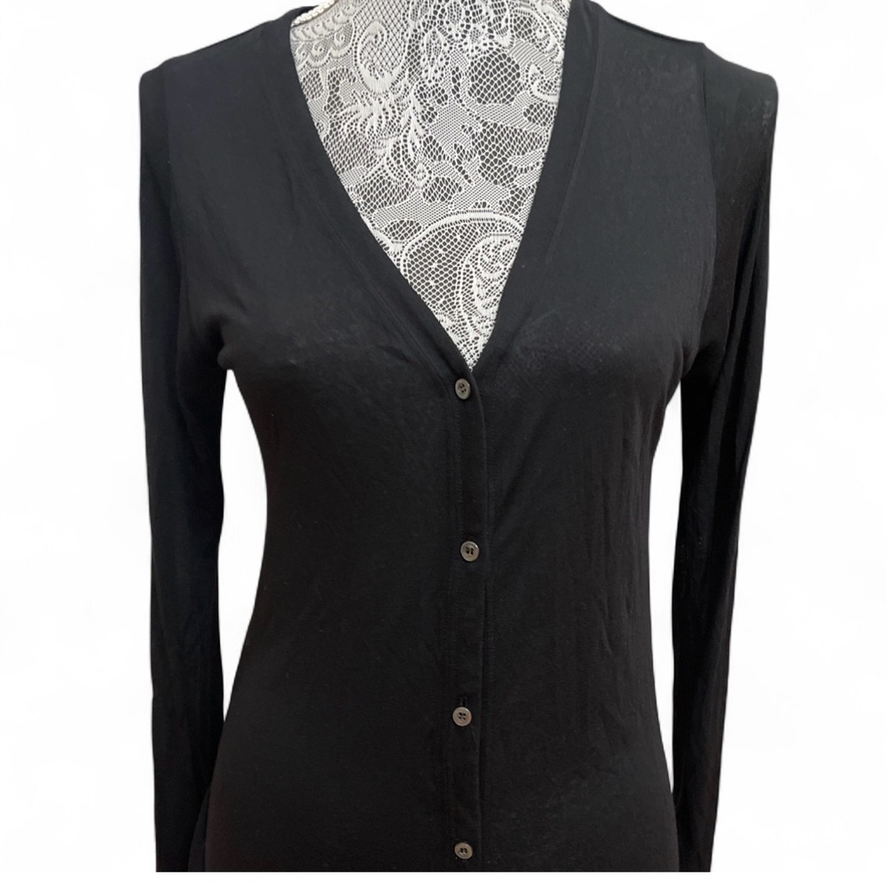 Chic Black Button-Up Tunic